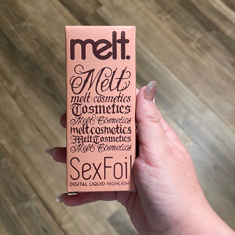 Melt Cosmetics Sex Foil Digital Liquid Highlight in Fetish